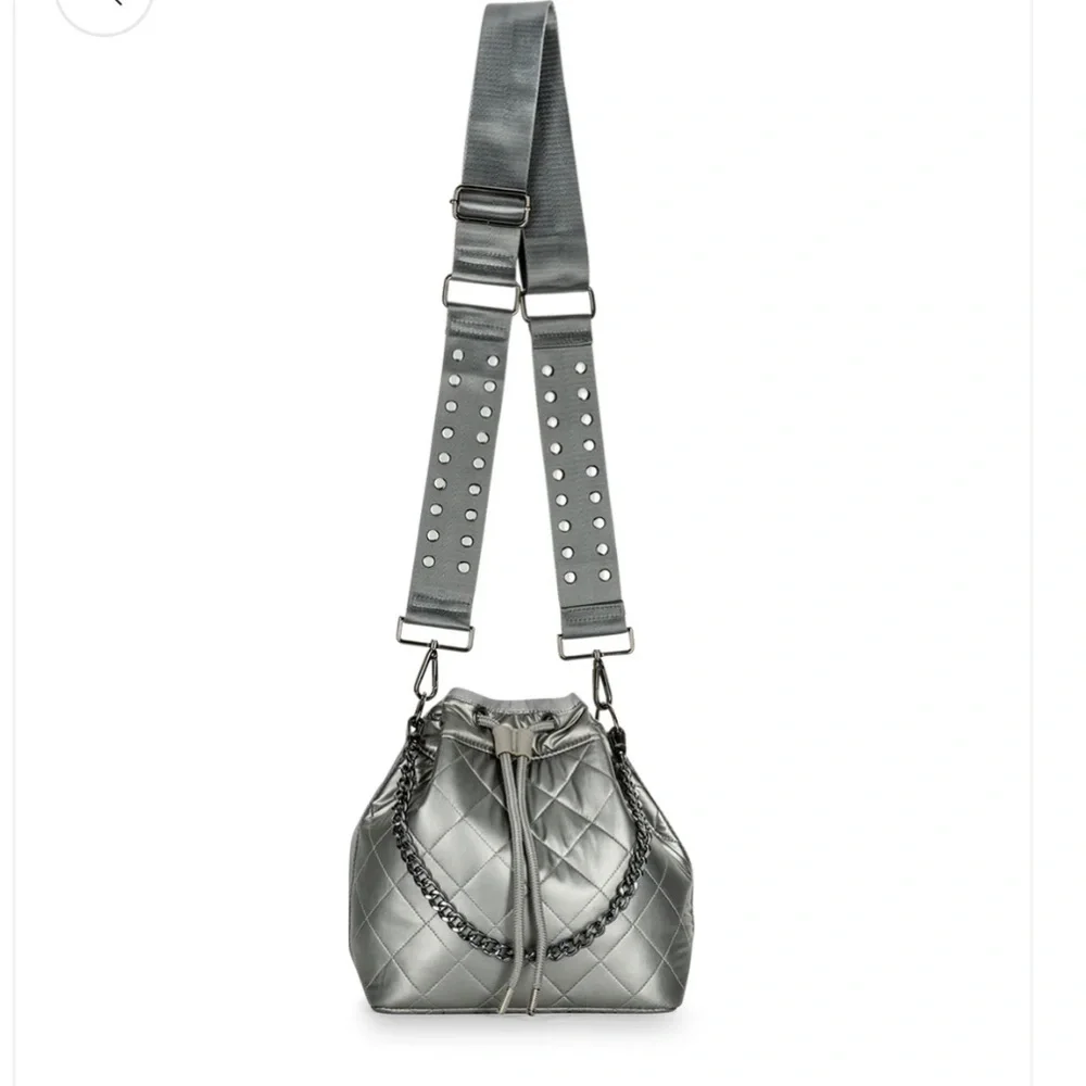 Haute Shore Lindsey Quilted Puffer Bucket Bag Gray Silver Crossbody NWT